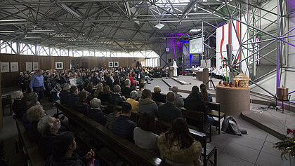 homebase-Gottesdienst im Ökumenischen Zentrum in Stuttgart-Neugereut