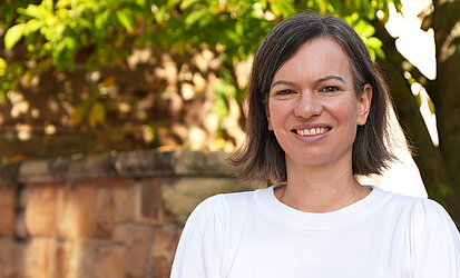 Portraitbild von Sabrina Lengert, Leiterin des TrauerZentrums, Stuttgart-Degerloch