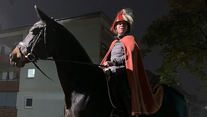 St. Martin im Klingenbachpark: Susanne Forschner und die Trakehner-Stute Hawaii